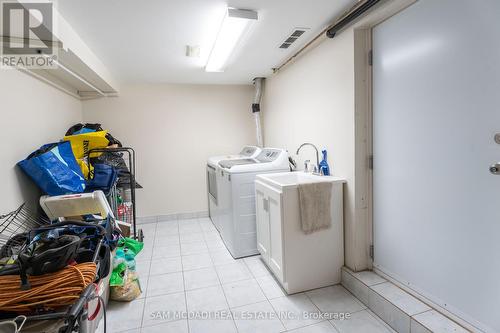 1050 Ossington Avenue, Toronto (Dovercourt-Wallace Emerson-Junction), ON - Indoor Photo Showing Laundry Room