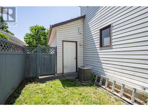 294 Marigold Road, Kelowna, BC - Outdoor With Deck Patio Veranda