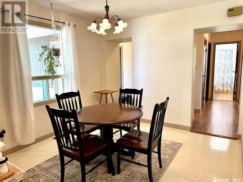 118 Otter Street, Air Ronge, SK - Indoor Photo Showing Dining Room