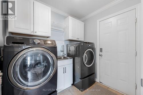 1580 Mcneil Place, London, ON - Indoor Photo Showing Laundry Room