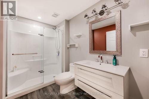 1580 Mcneil Place, London, ON - Indoor Photo Showing Bathroom