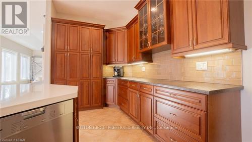 2 - 505 Jarvis Street, London, ON - Indoor Photo Showing Kitchen