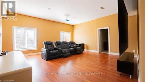 2 - 505 Jarvis Street, London, ON - Indoor Photo Showing Living Room