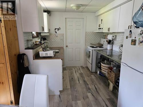 1045 Spencer Place, Williams Lake, BC - Indoor Photo Showing Kitchen