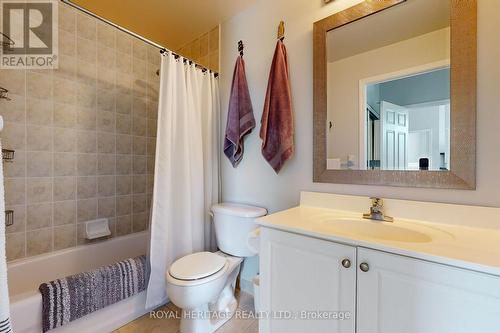 107 - 1730 Eglinton Avenue E, Toronto, ON - Indoor Photo Showing Bathroom