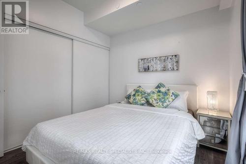 915 - 27 Bathurst Street, Toronto, ON - Indoor Photo Showing Bedroom