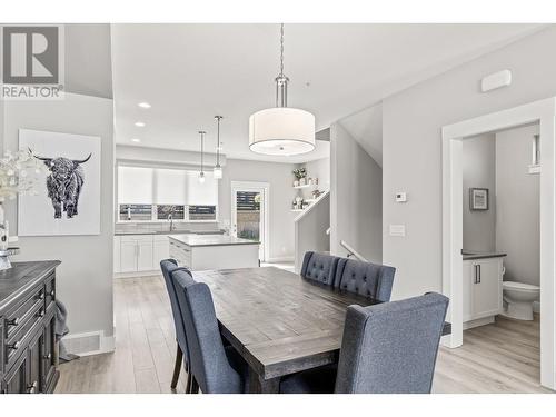 12798 Lake Hill Drive Unit# 56, Lake Country, BC - Indoor Photo Showing Dining Room