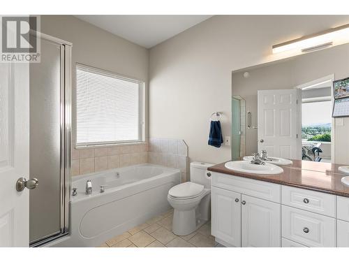 124 Sarsons Road Unit# 71, Vernon, BC - Indoor Photo Showing Bathroom