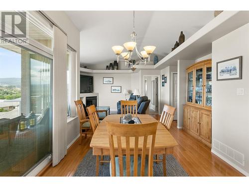 124 Sarsons Road Unit# 71, Vernon, BC - Indoor Photo Showing Dining Room