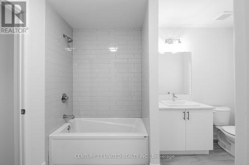 313 Mullighan Gardens, Peterborough, ON - Indoor Photo Showing Bathroom