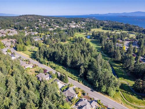 2556 Andover Rd, Nanoose Bay, BC 