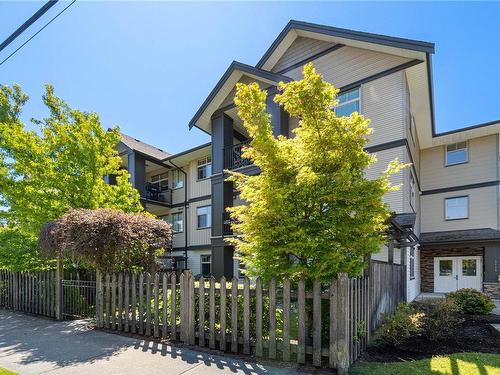 101-2115 Meredith Rd, Nanaimo, BC - Outdoor With Facade