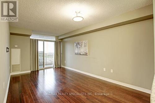 612 - 55 Strathaven Drive, Mississauga, ON - Indoor Photo Showing Other Room