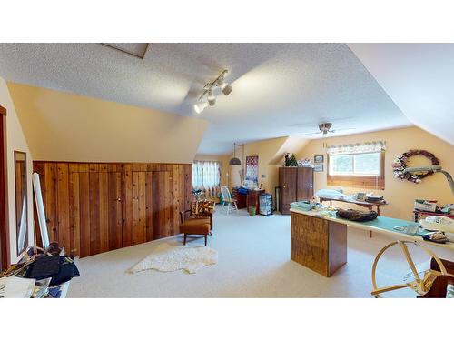 5284 Highway 95A, Cranbrook, BC - Indoor