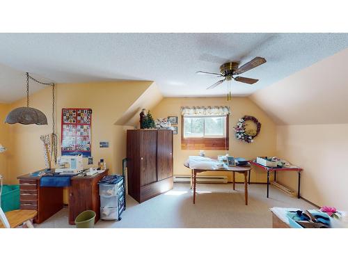 5284 Highway 95A, Cranbrook, BC - Indoor Photo Showing Other Room