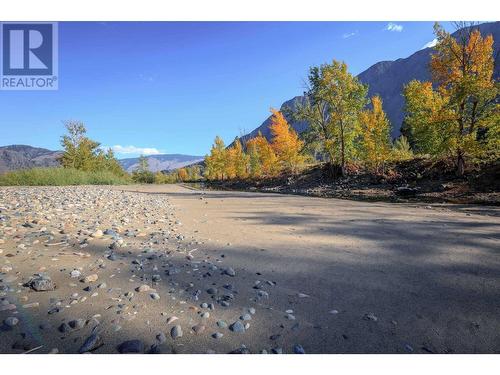 2924 River Road, Keremeos, BC 