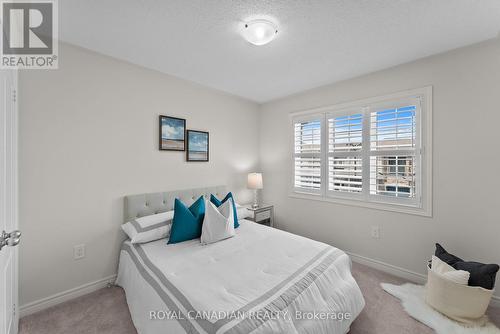 1550 Carr Landing Crescent, Milton, ON - Indoor Photo Showing Bedroom