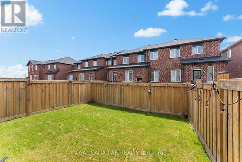 1550 Carr Landing Crescent, Milton, ON - Outdoor