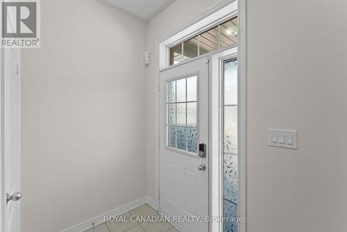 1550 Carr Landing Crescent, Milton, ON - Indoor Photo Showing Other Room