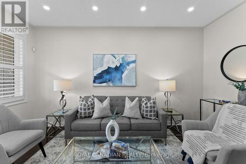 1550 Carr Landing Crescent, Milton, ON - Indoor Photo Showing Living Room