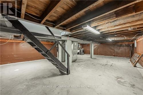 16 Tragina Avenue S, Hamilton, ON - Indoor Photo Showing Basement