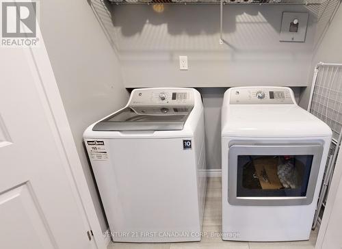 128 - 3400 Castle Rock Place, London, ON - Indoor Photo Showing Laundry Room