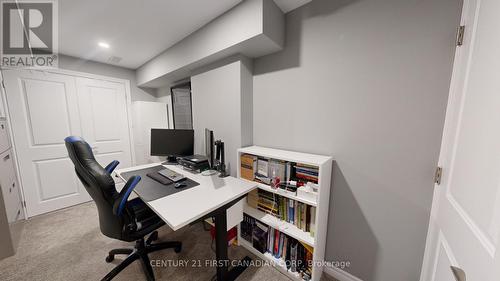 128 - 3400 Castle Rock Place, London, ON - Indoor Photo Showing Office