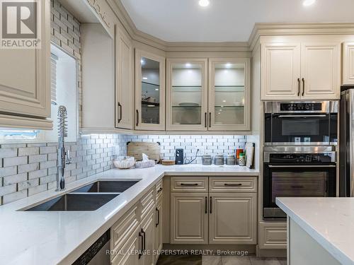 195 Tragina Avenue N, Hamilton (Homeside), ON - Indoor Photo Showing Kitchen With Double Sink