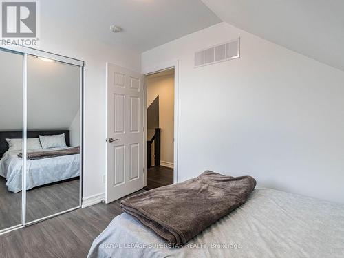 195 Tragina Avenue N, Hamilton, ON - Indoor Photo Showing Bedroom