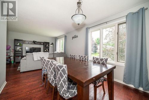 42 Woodland Crescent, Petawawa, ON - Indoor Photo Showing Dining Room