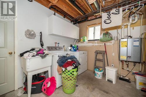42 Woodland Crescent, Petawawa, ON - Indoor Photo Showing Laundry Room