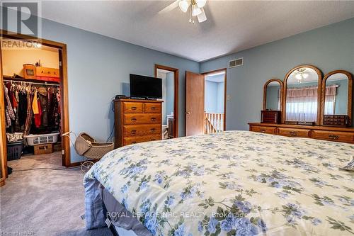 123 1/2 Keefer Road, Thorold, ON - Indoor Photo Showing Bedroom