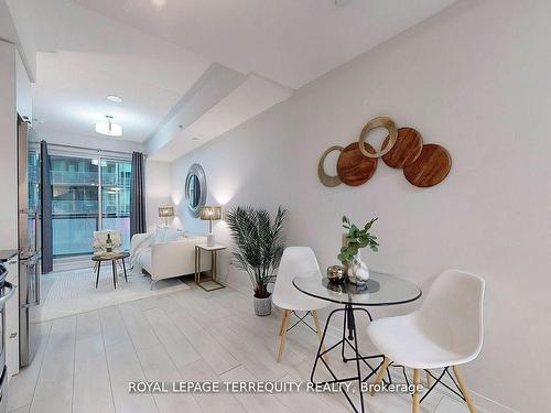 901-51 East Liberty St, Toronto, ON - Indoor Photo Showing Dining Room