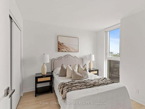 1313-30 Tretti Way, Toronto, ON - Indoor Photo Showing Bedroom