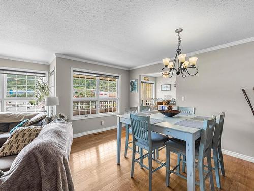 43-1750 Pacific Way, Kamloops, BC - Indoor Photo Showing Dining Room