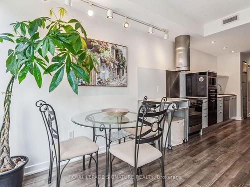 223-38 Dan Leckie Way, Toronto, ON - Indoor Photo Showing Dining Room