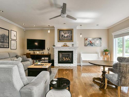 Salon - 2391 Rue St-André, Val-David, QC - Indoor Photo Showing Living Room With Fireplace