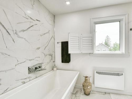 Bathroom - 2391 Rue St-André, Val-David, QC - 