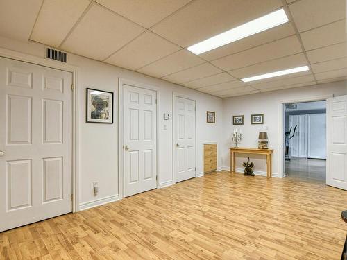 Salle familiale - 2391 Rue St-André, Val-David, QC - Indoor Photo Showing Other Room