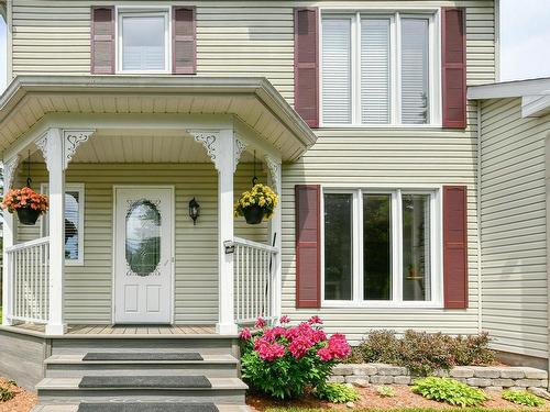 EntrÃ©e extÃ©rieure - 2391 Rue St-André, Val-David, QC - Outdoor With Facade