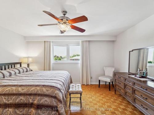 38 Larchmere Ave, Toronto, ON - Indoor Photo Showing Bedroom