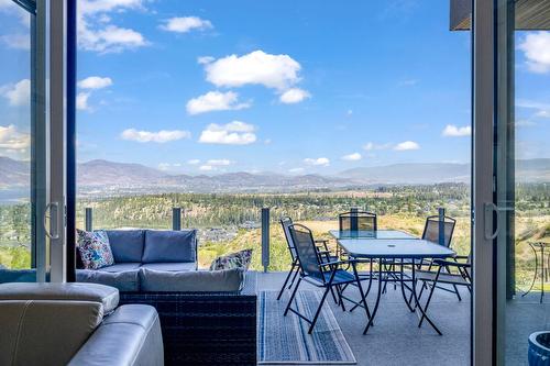 1290 Ponds Avenue, Kelowna, BC -  With Deck Patio Veranda With View