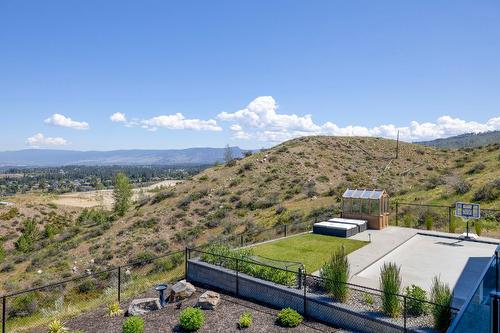 1290 Ponds Avenue, Kelowna, BC - Outdoor With View