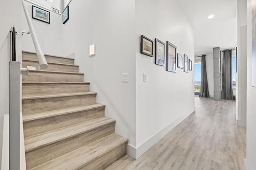 1290 Ponds Avenue, Kelowna, BC - Indoor Photo Showing Other Room