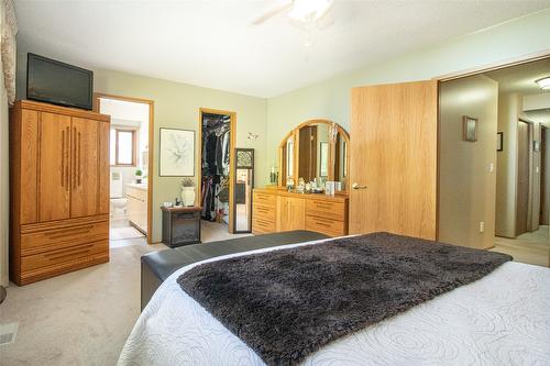 935 Sutcliffe Court, Kelowna, BC - Indoor Photo Showing Bathroom