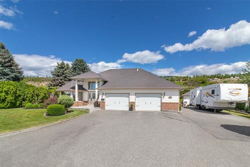 935 Sutcliffe Court, Kelowna, BC - Outdoor With Facade