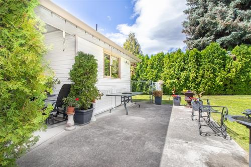 935 Sutcliffe Court, Kelowna, BC - Outdoor