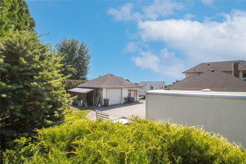 935 Sutcliffe Court, Kelowna, BC - Outdoor