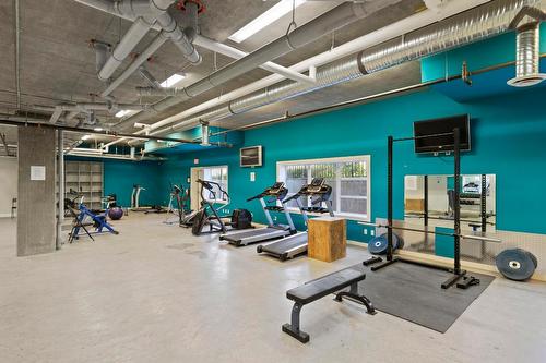 102A-1475 Glenmore Road, Kelowna, BC - Indoor Photo Showing Gym Room