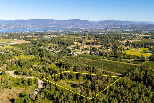 4415 Hayes Road, Kelowna, BC 